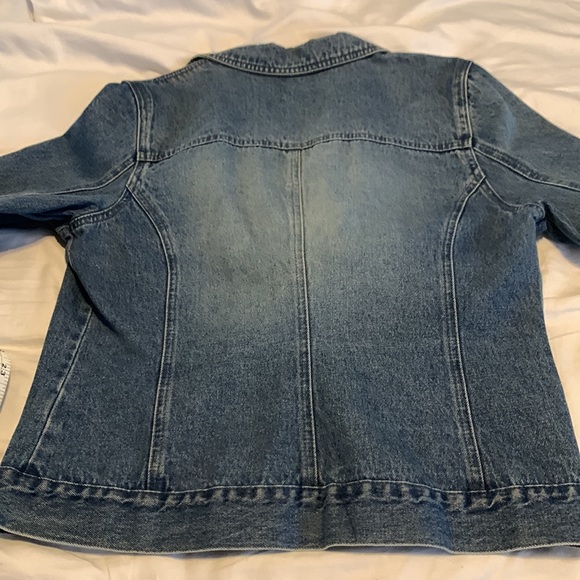 Jean jacket, 100% cotton, by contrast jeans, Medium denim blue, Size 13. - Picture 7 of 7